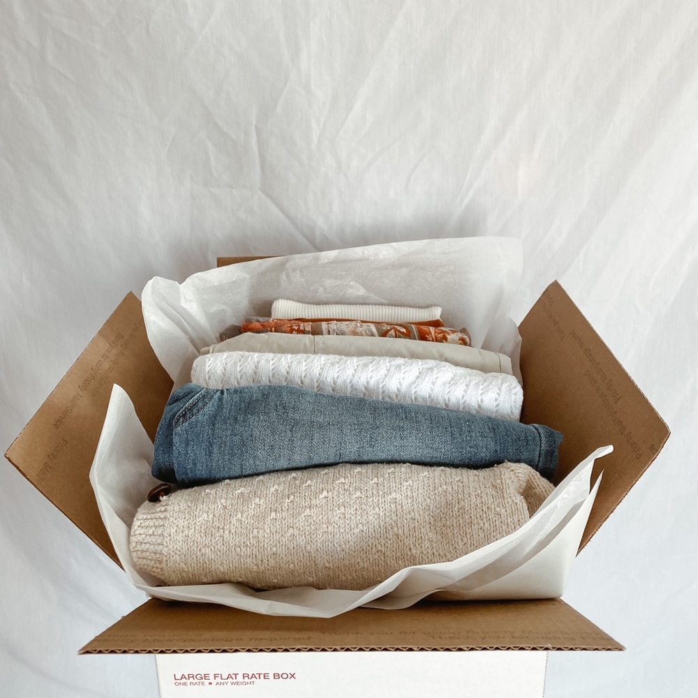 Thrift Fit Box | Alexandra